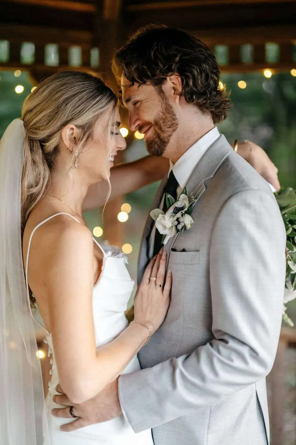 Newlywed slow dancing | Wedding videography | Love in Focus Studio